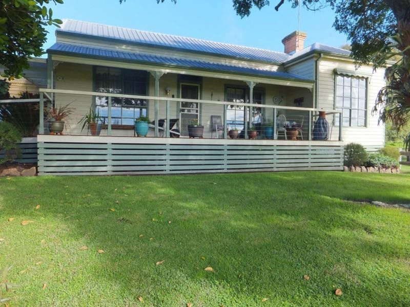 33 Giles Street, Wiseleigh VIC 3885