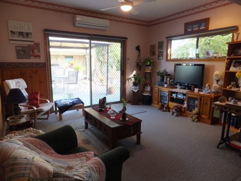 33 Giles Street, Wiseleigh VIC 3885