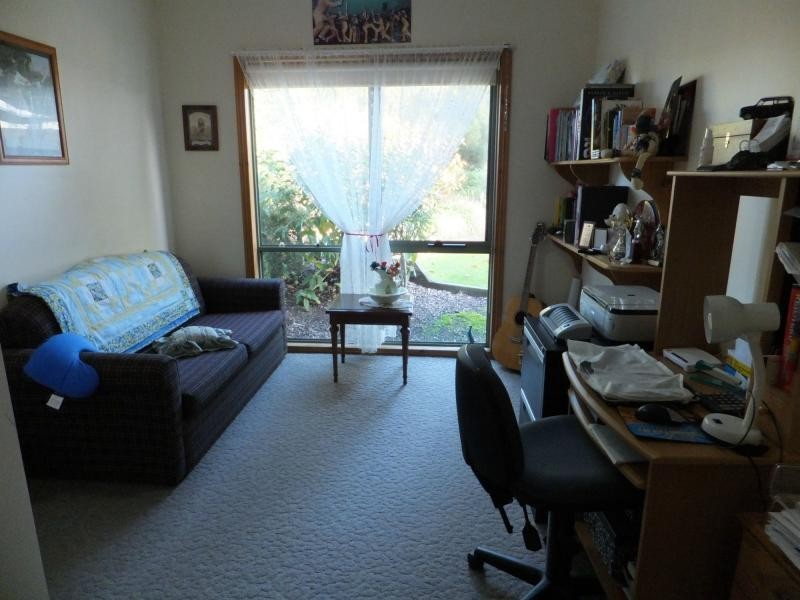 33 Giles Street, Wiseleigh VIC 3885