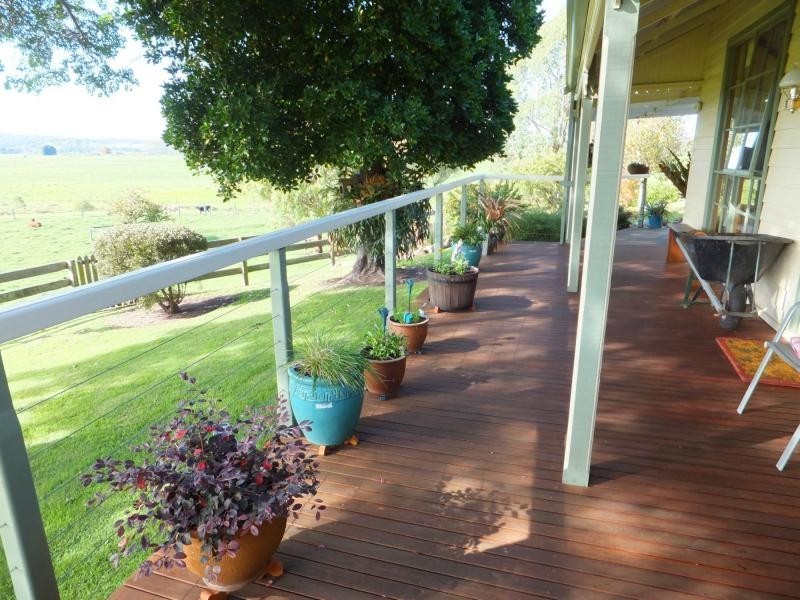 33 Giles Street, Wiseleigh VIC 3885