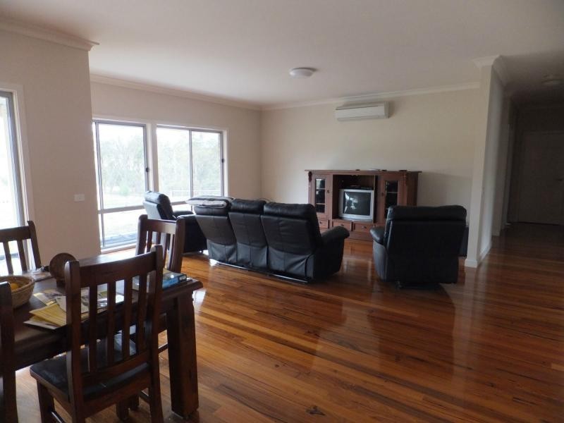 45 Kingsley Drive, Wy Yung VIC 3875