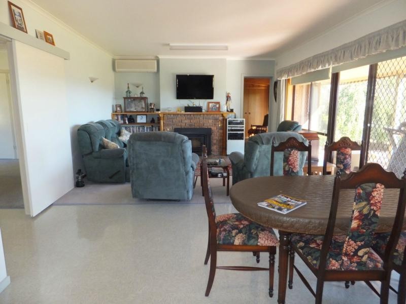 180 Fernbank Lindenow South Road, Lindenow South VIC 3875