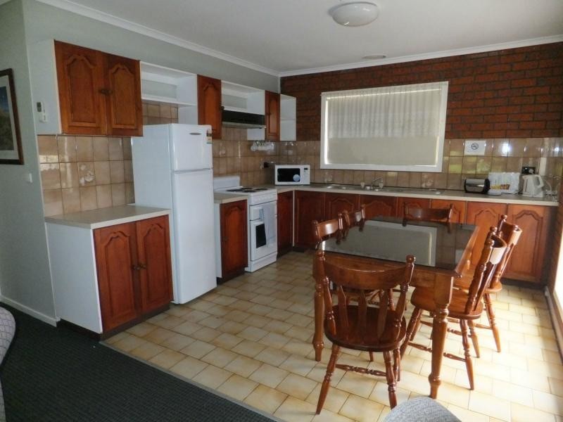 3/93 Lake Bunga Beach Road, Lakes Entrance VIC 3909