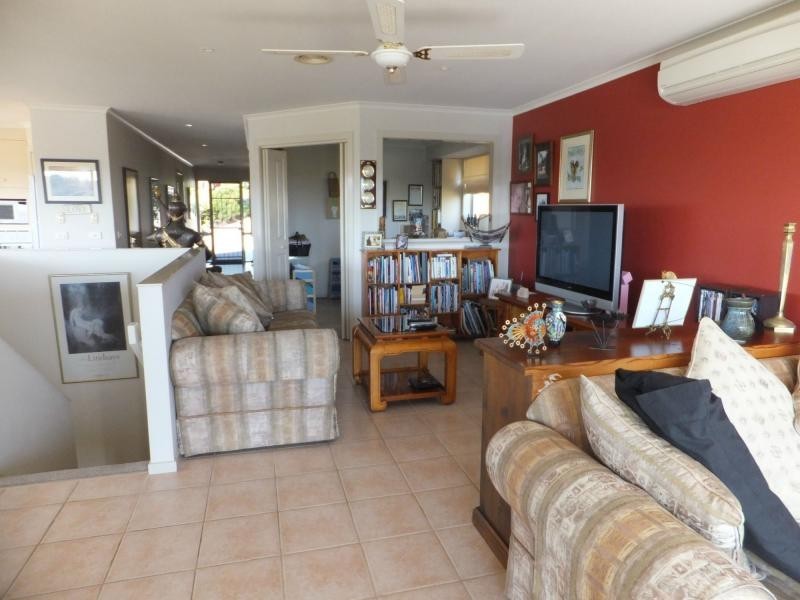 20 The Balcony, Lakes Entrance VIC 3909