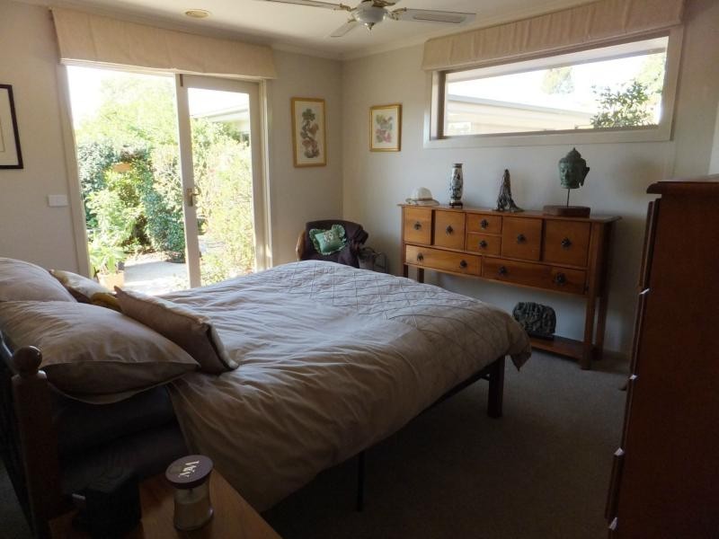 20 The Balcony, Lakes Entrance VIC 3909