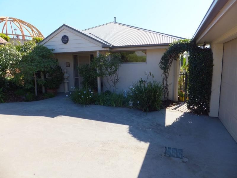 20 The Balcony, Lakes Entrance VIC 3909