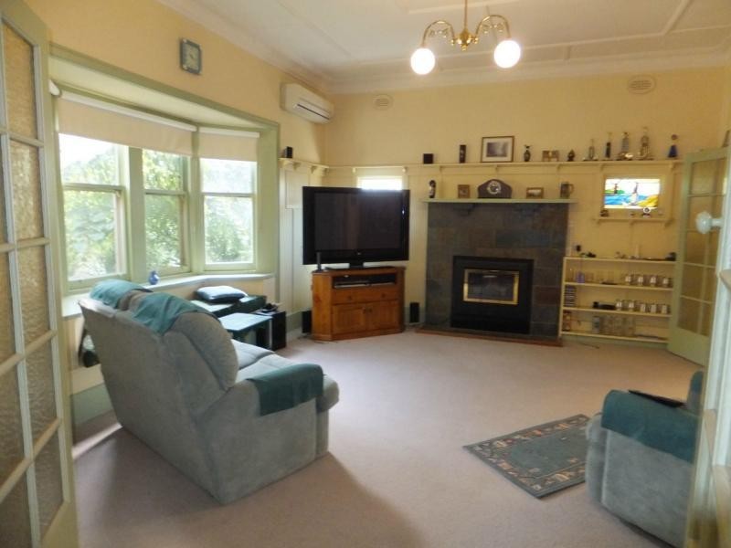 59 Francis Street, Bairnsdale VIC 3875