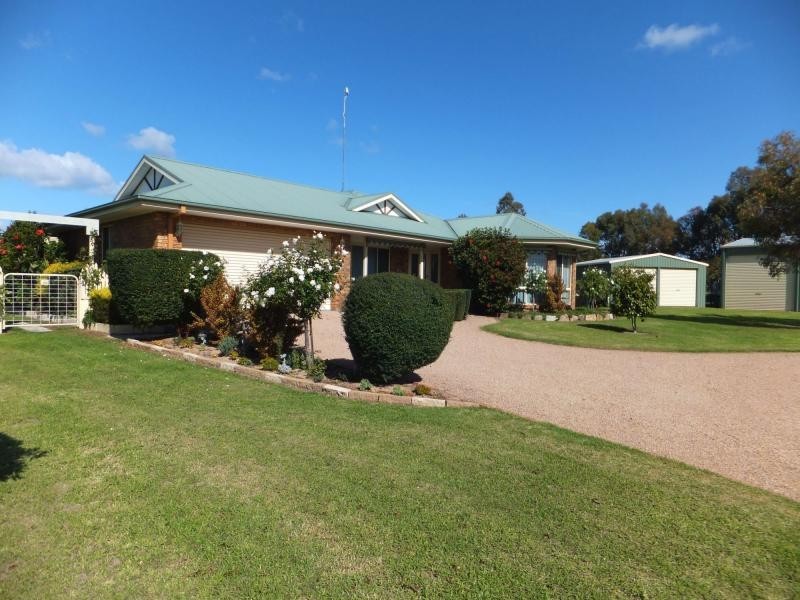 70 Landsman Drive, Nicholson VIC 3882