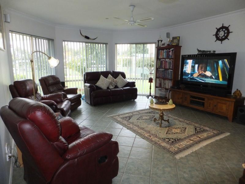 70 Landsman Drive, Nicholson VIC 3882
