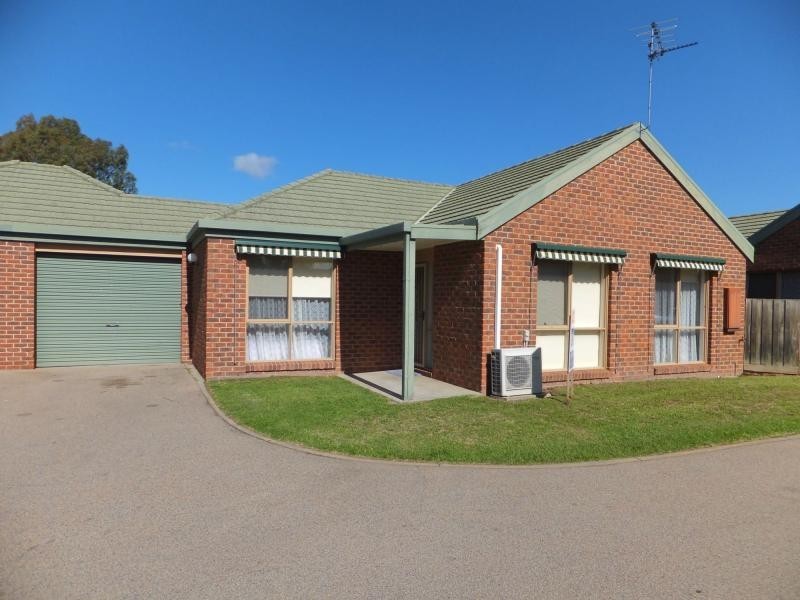 8/93 Moroney Street, Bairnsdale VIC 3875