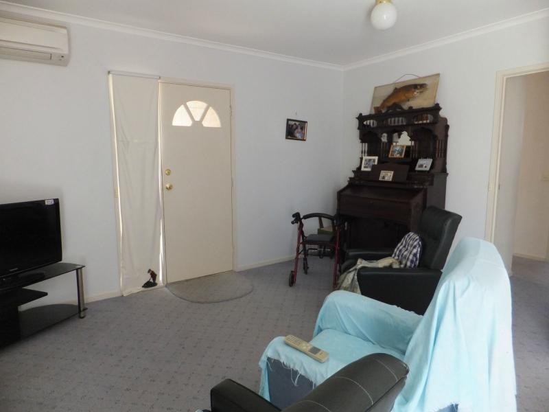 8/93 Moroney Street, Bairnsdale VIC 3875