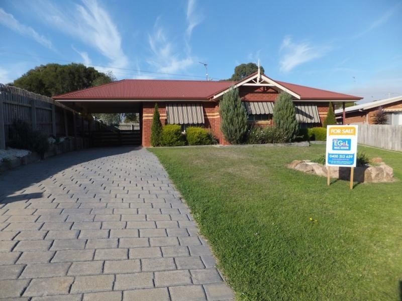 1 The Grange, Bairnsdale VIC 3875