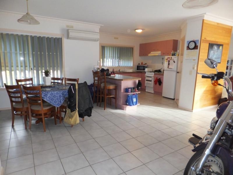 1 The Grange, Bairnsdale VIC 3875