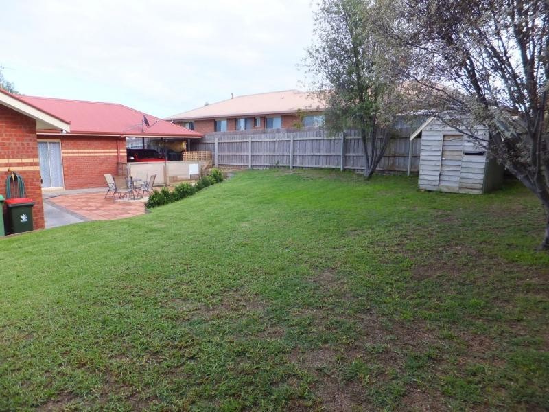 1 The Grange, Bairnsdale VIC 3875