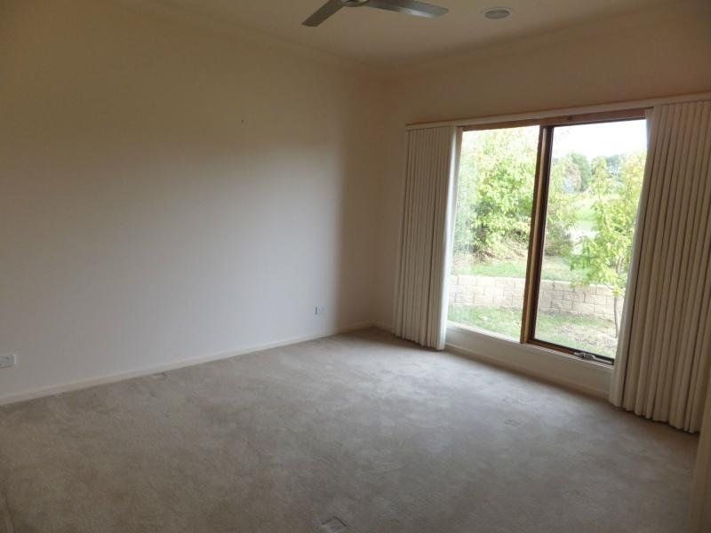 5 Schooner Terrace, Paynesville VIC 3880