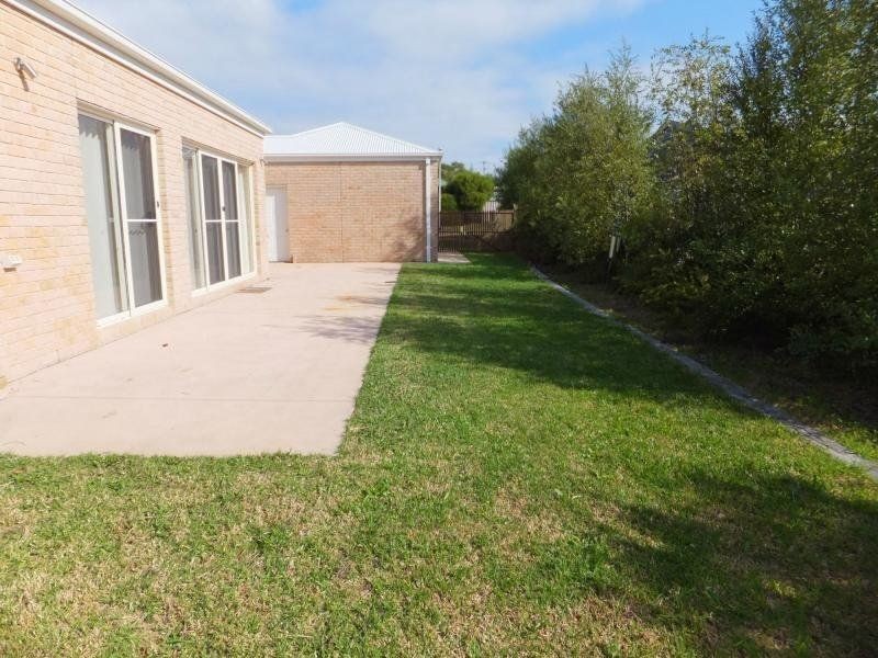 5 Schooner Terrace, Paynesville VIC 3880