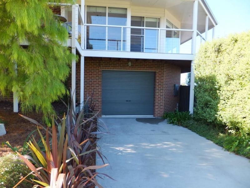 79 O’Neills Road, Lakes Entrance VIC 3909