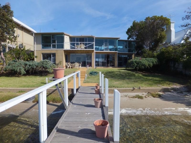 30 Metung Road, Metung VIC 3904