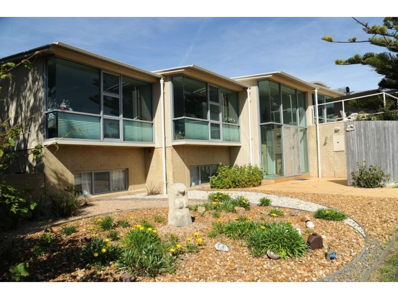 30 Metung Road, Metung VIC 3904