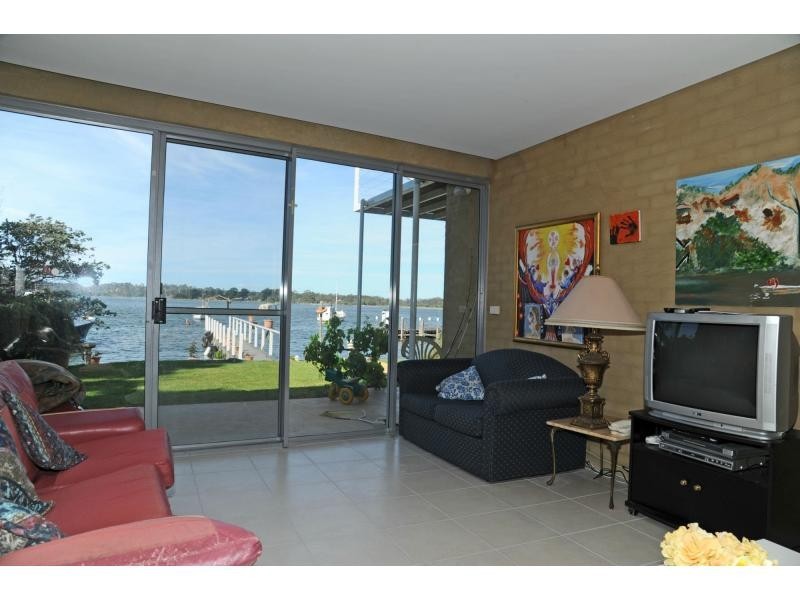 30 Metung Road, Metung VIC 3904