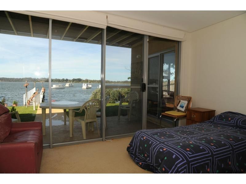 30 Metung Road, Metung VIC 3904