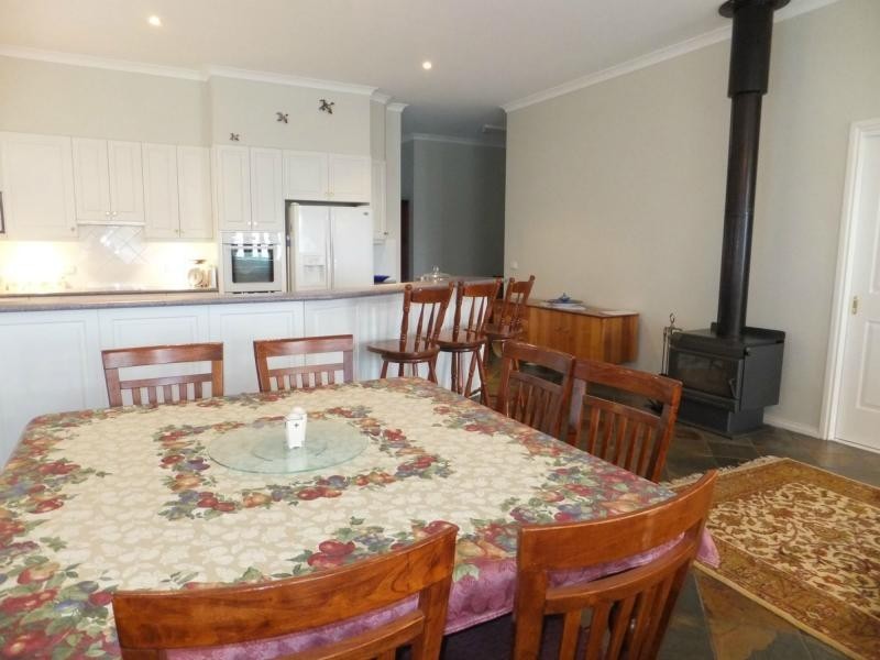 4 Collins Street, Lindenow South VIC 3875