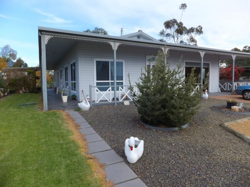 4 Collins Street, Lindenow South VIC 3875