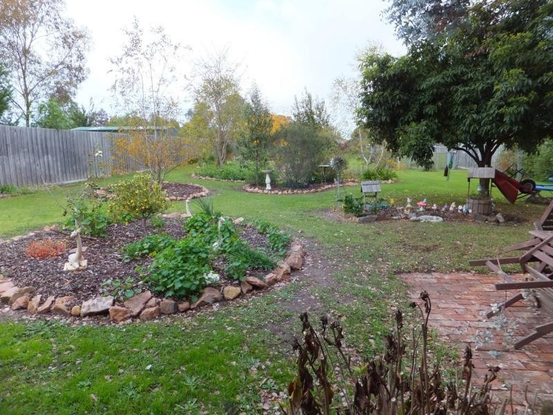 4 Collins Street, Lindenow South VIC 3875