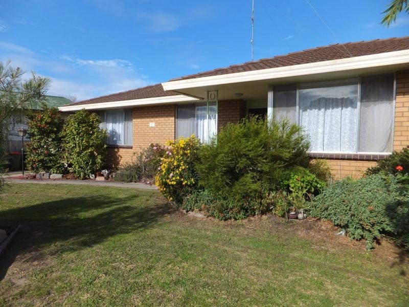 87 Moroney Street, Bairnsdale VIC 3875