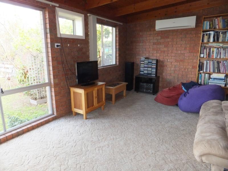 87 Moroney Street, Bairnsdale VIC 3875