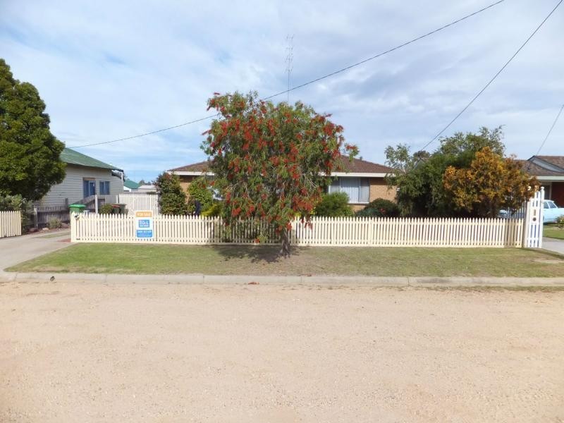 87 Moroney Street, Bairnsdale VIC 3875