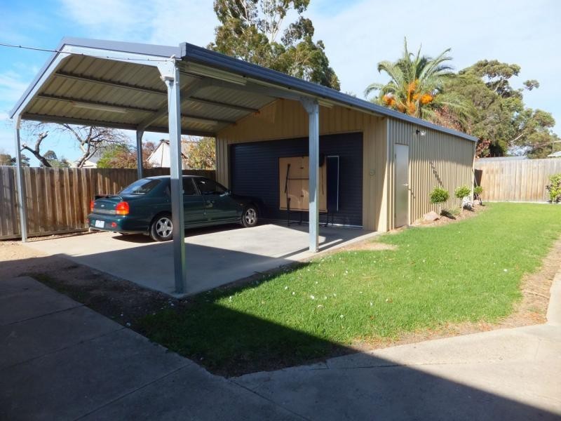 103 Dalmahoy Street, Bairnsdale VIC 3875