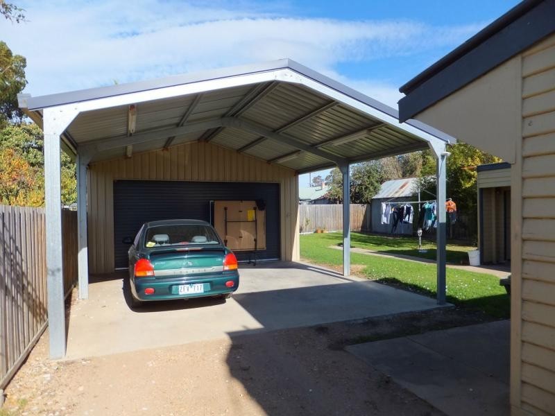 103 Dalmahoy Street, Bairnsdale VIC 3875