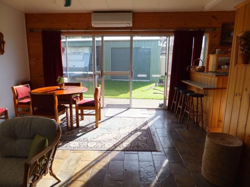 453 Lake Tyers Beach Road, Lake Tyers Beach VIC 3909