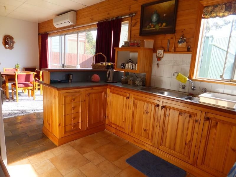 453 Lake Tyers Beach Road, Lake Tyers Beach VIC 3909