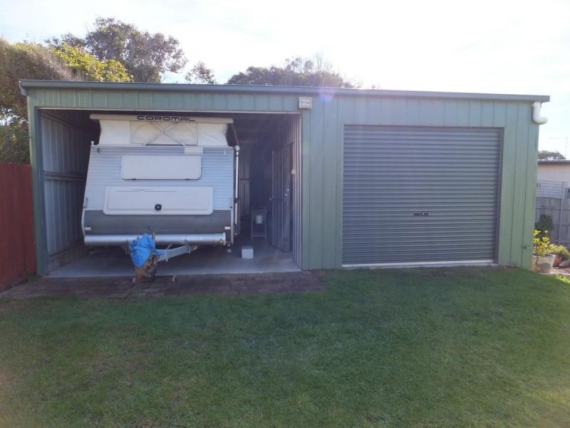 453 Lake Tyers Beach Road, Lake Tyers Beach VIC 3909