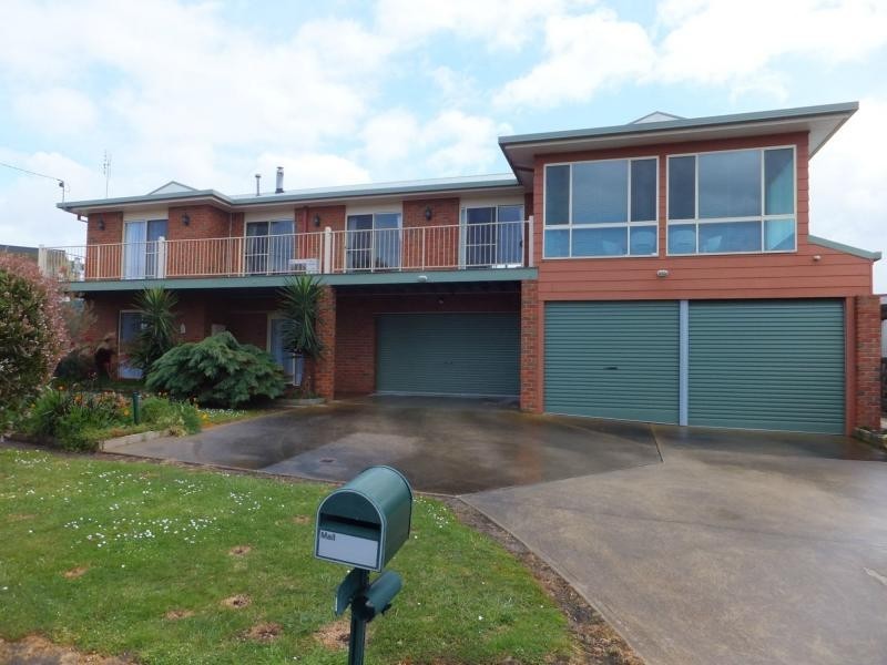 5 Skidale Close, Lake Tyers Beach VIC 3909