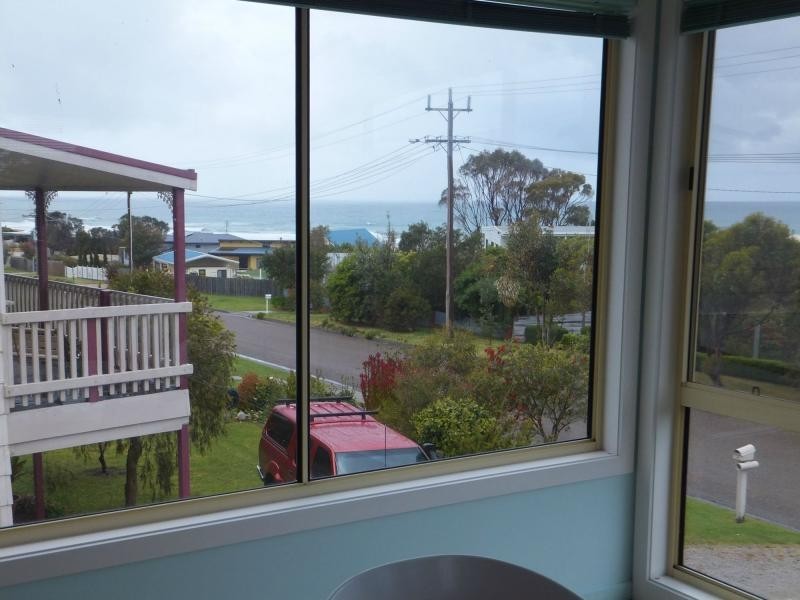 5 Skidale Close, Lake Tyers Beach VIC 3909