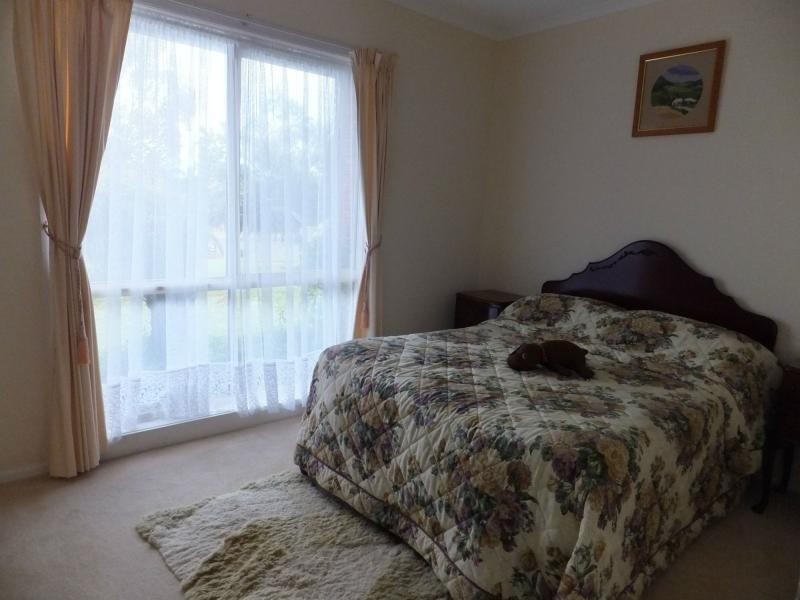 5 Skidale Close, Lake Tyers Beach VIC 3909