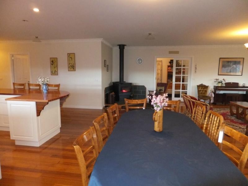 55 Kingsley Drive, Bairnsdale VIC 3875