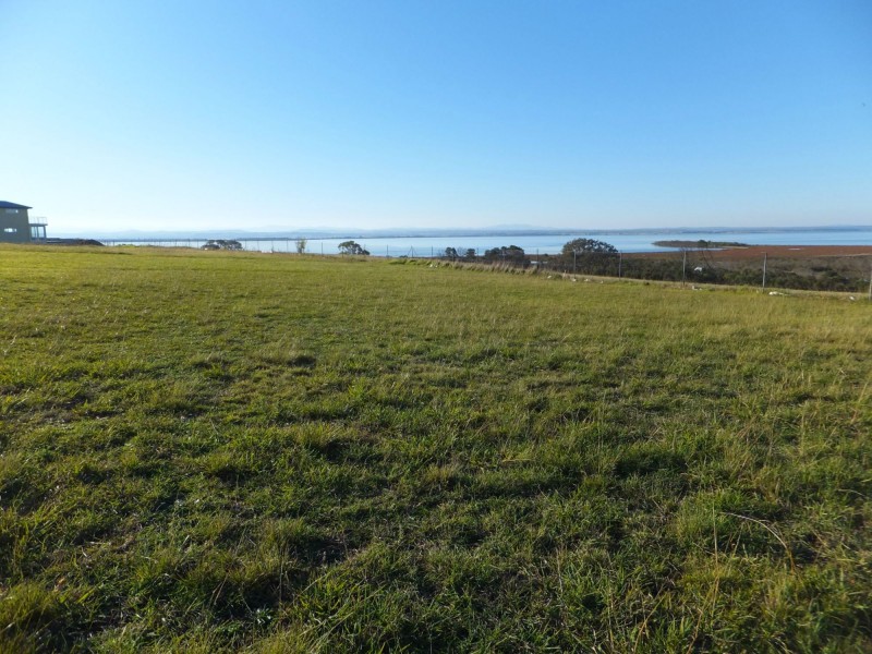 Lot 43 Eagle Bay Terrace, Eagle Point VIC 3878
