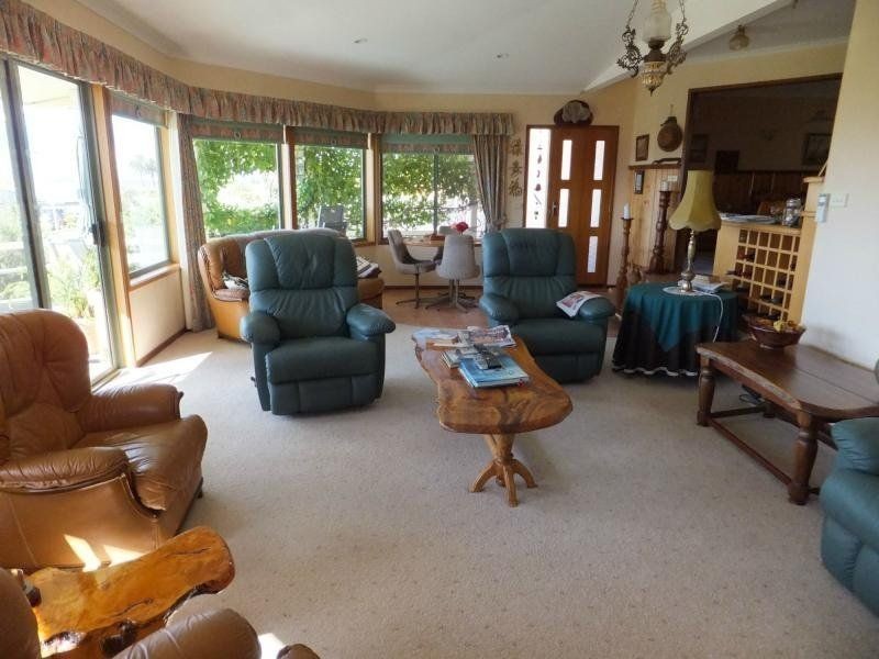 12 Windermere Terrace, Paynesville VIC 3880