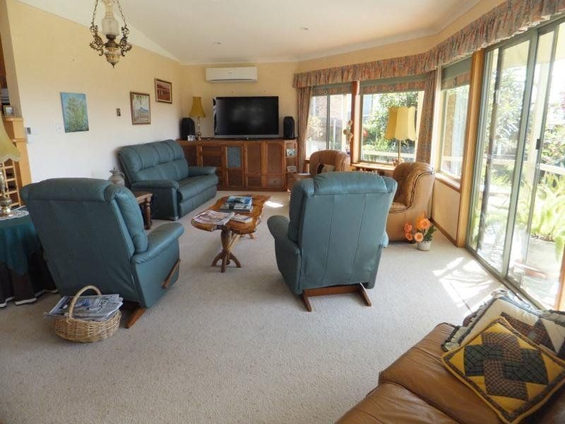 12 Windermere Terrace, Paynesville VIC 3880