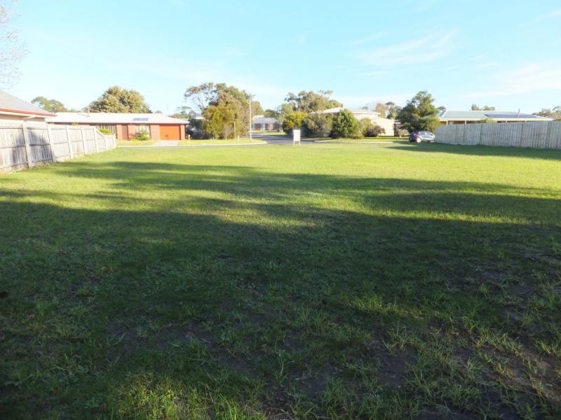 13 Lake Valley Way, Newlands Arm VIC 3875