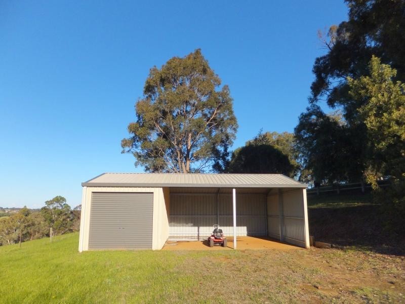 60 Lanteris Road, Bairnsdale VIC 3875