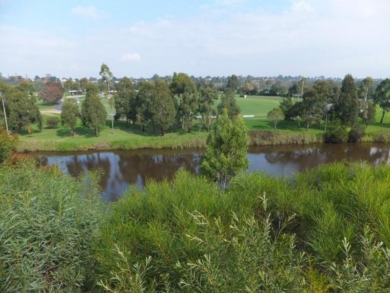 105 Howitt Avenue, Bairnsdale VIC 3875