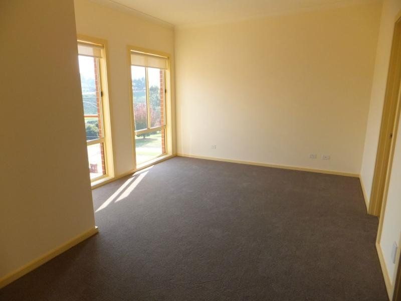 105 Howitt Avenue, Bairnsdale VIC 3875