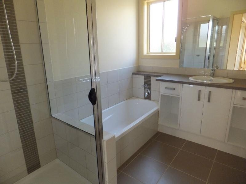 105 Howitt Avenue, Bairnsdale VIC 3875