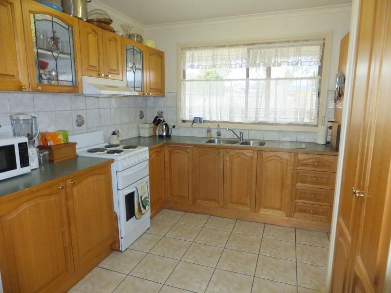 2 Lake Cove Court, Newlands Arm VIC 3875