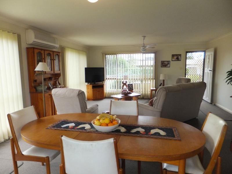 2 Lake Cove Court, Newlands Arm VIC 3875
